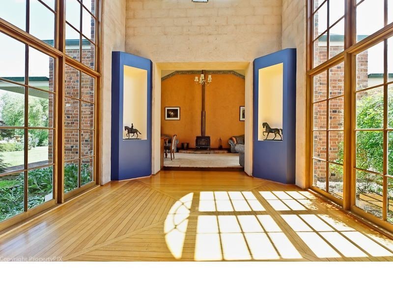 ‘Roslyn’/409 White Kangaroo Road, Campania TAS 7026