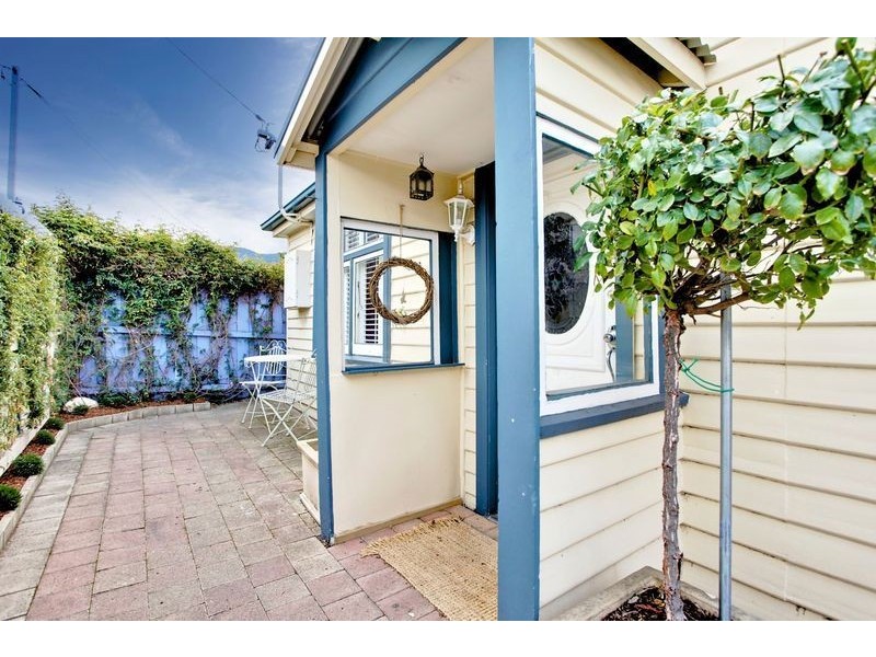 10 Hilton Road, Claremont TAS 7011