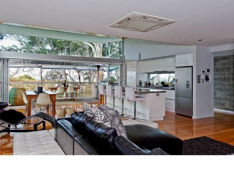 33 Surf Road, Seven Mile Beach TAS 7170