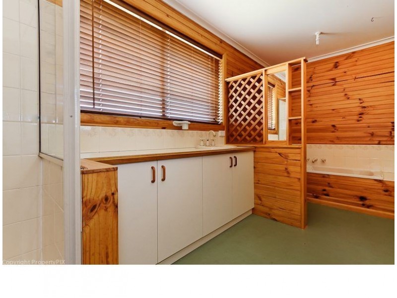 52 Surf Road, Seven Mile Beach TAS 7170