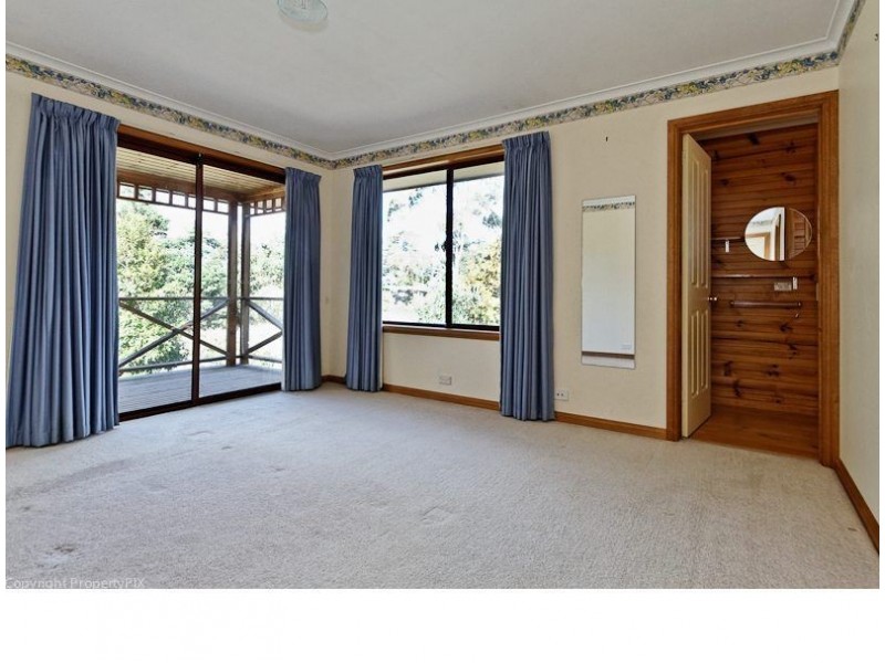 52 Surf Road, Seven Mile Beach TAS 7170