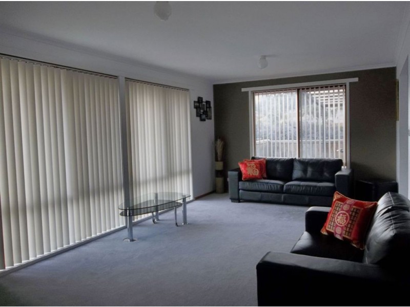 15 Holland Court, Howrah TAS 7018