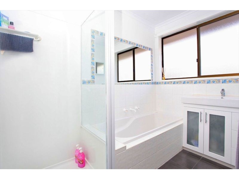 15 Holland Court, Howrah TAS 7018