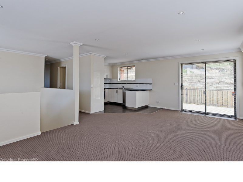 1/14 Glenfern Street, Howrah TAS 7018