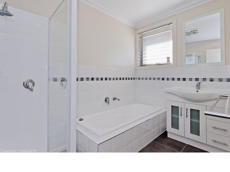 1/14 Glenfern Street, Howrah TAS 7018