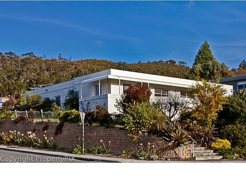 510 Churchill Avenue, Sandy Bay TAS 7005