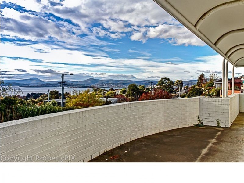 510 Churchill Avenue, Sandy Bay TAS 7005
