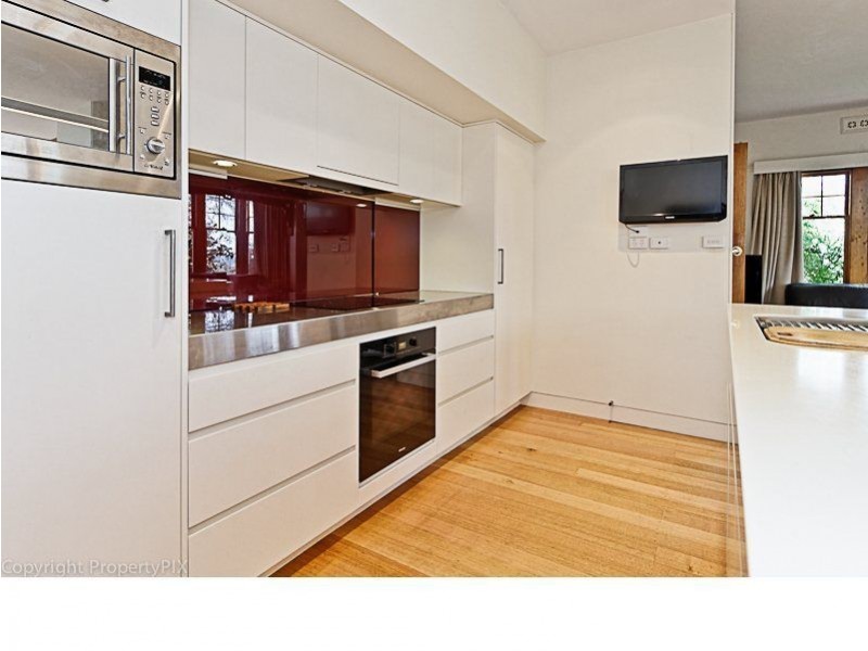 7 Auvergne Avenue, Mount Stuart TAS 7000