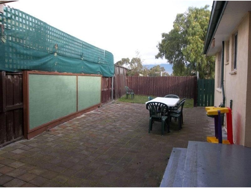 9 Long Court, Herdsmans Cove TAS 7030