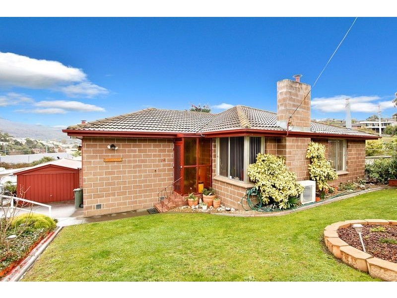 12 Devines Road, Glenorchy TAS 7010