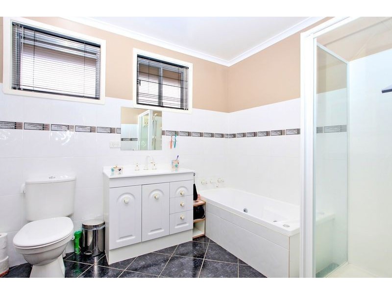 12 Devines Road, Glenorchy TAS 7010