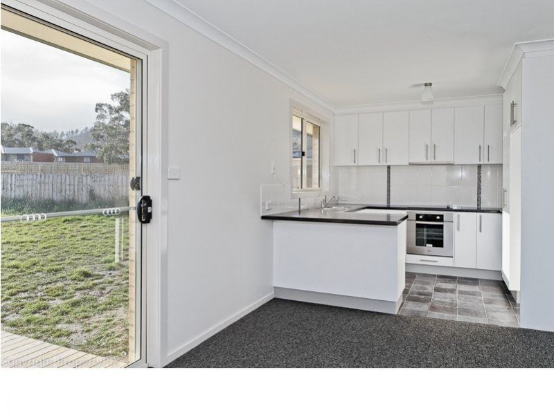 36 Cavenor Drive, Rokeby TAS 7019