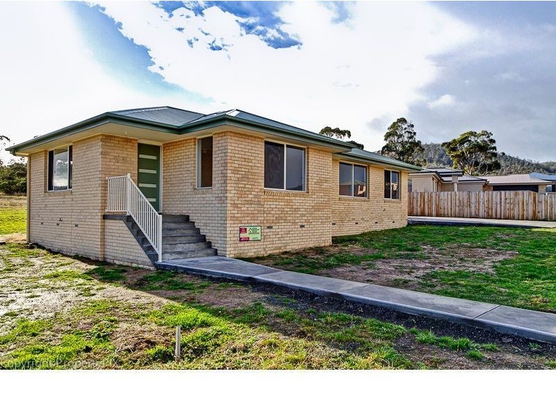 36 Cavenor Drive, Rokeby TAS 7019