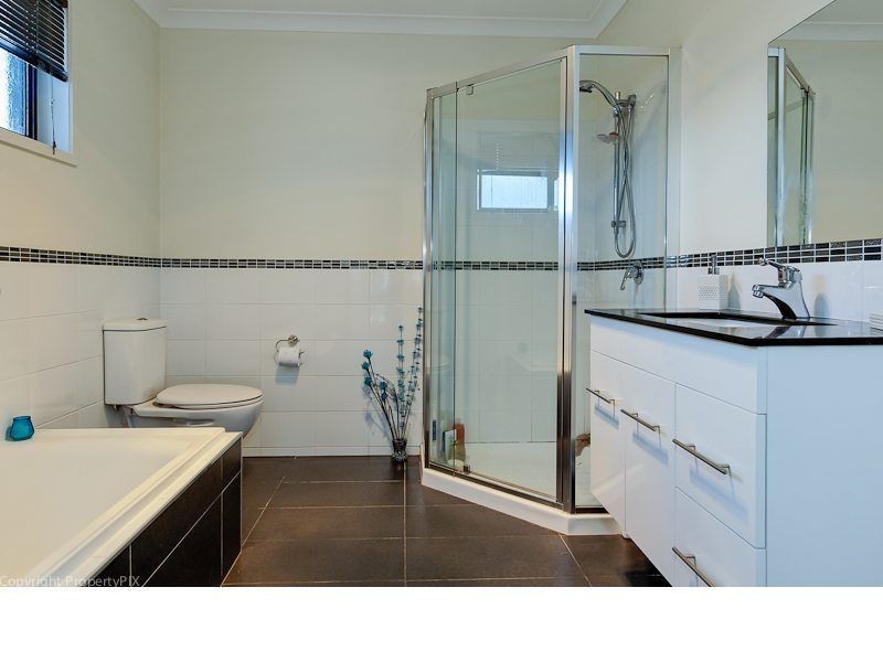 1 Bluegum Court, Claremont TAS 7011
