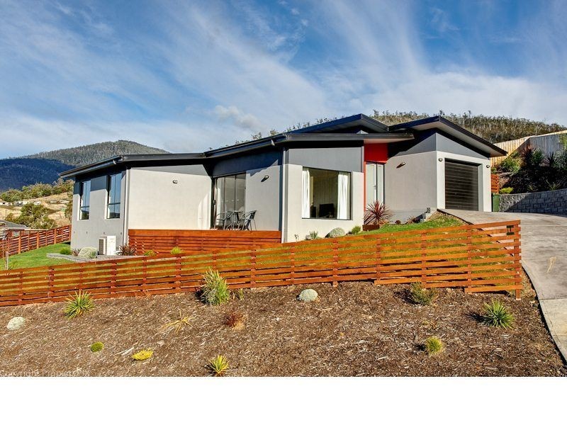 1 Bluegum Court, Claremont TAS 7011