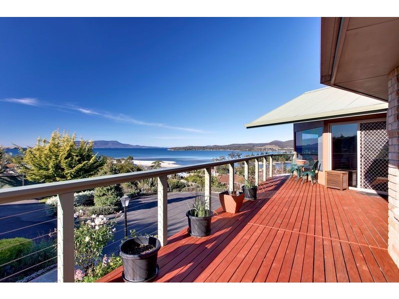 11 Alma Road, Orford TAS 7190