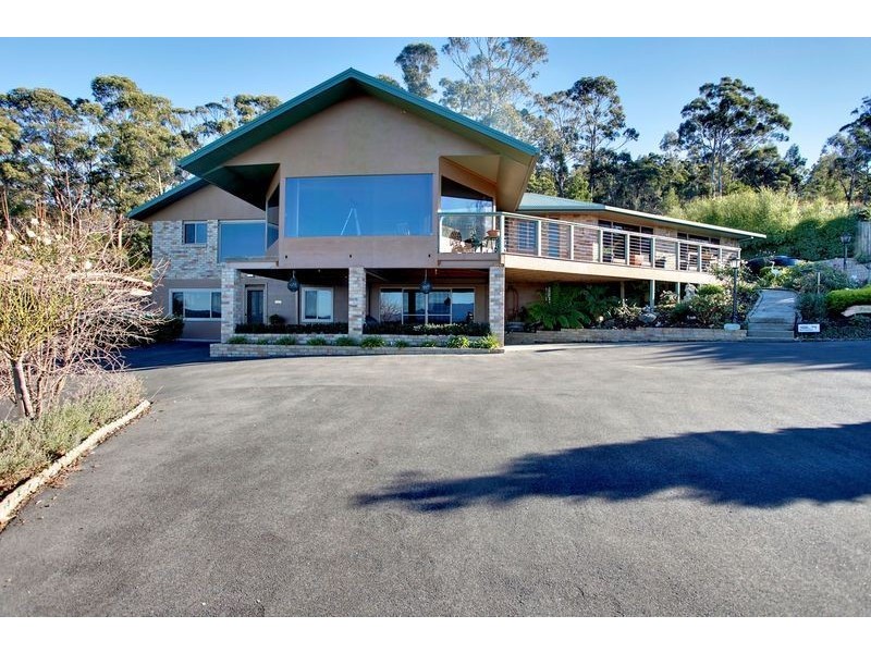 11 Alma Road, Orford TAS 7190