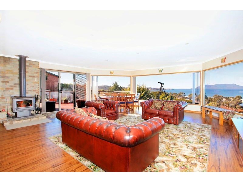 11 Alma Road, Orford TAS 7190