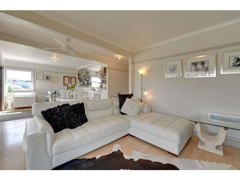 26 Sharland Avenue, New Norfolk TAS 7140