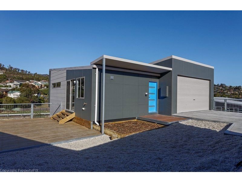 12 Dumbarton Drive, Geilston Bay TAS 7015