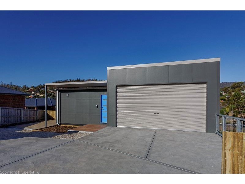 12 Dumbarton Drive, Geilston Bay TAS 7015