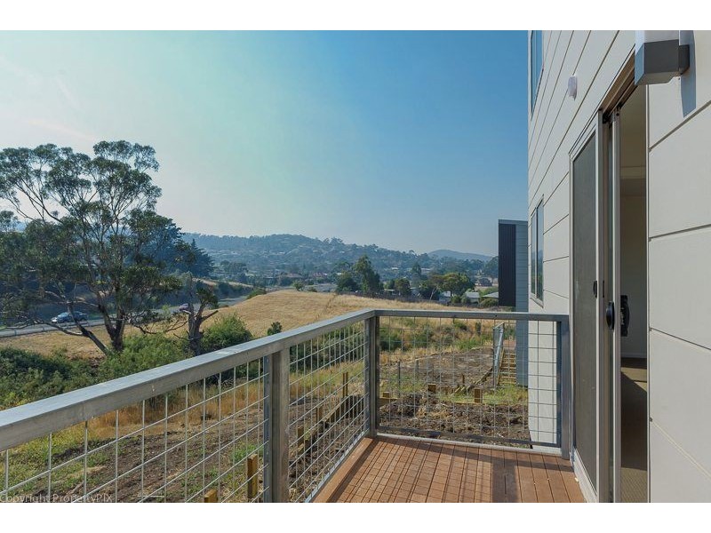 12 Dumbarton Drive, Geilston Bay TAS 7015