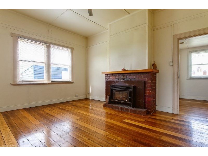 13 Main Road, Claremont TAS 7011