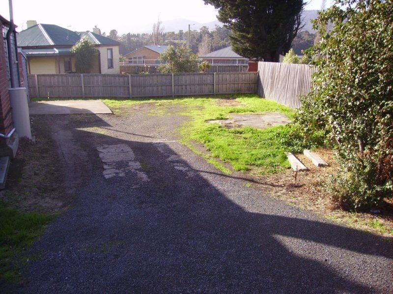 13 Main Road, Claremont TAS 7011