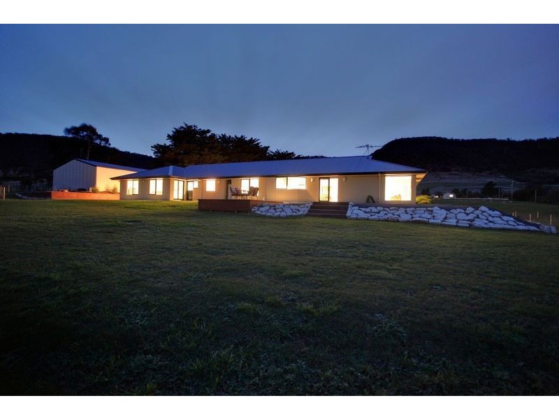 493 Back River Road, Magra TAS 7140