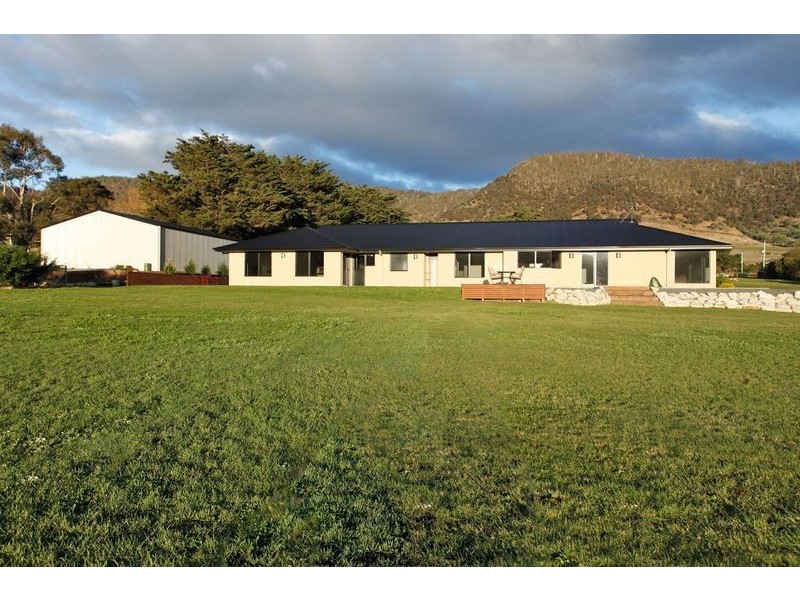 493 Back River Road, Magra TAS 7140