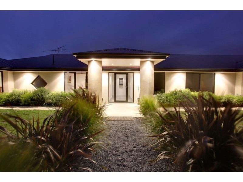 493 Back River Road, Magra TAS 7140