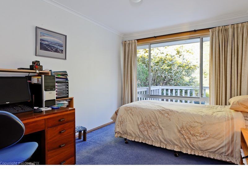 1 Bicheno Street, Clifton Beach TAS 7020