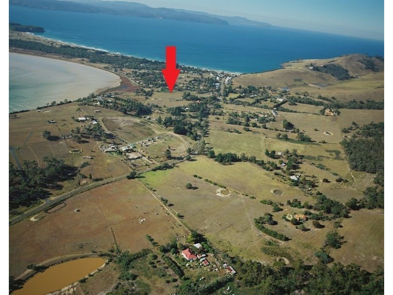 1 Bicheno Street, Clifton Beach TAS 7020