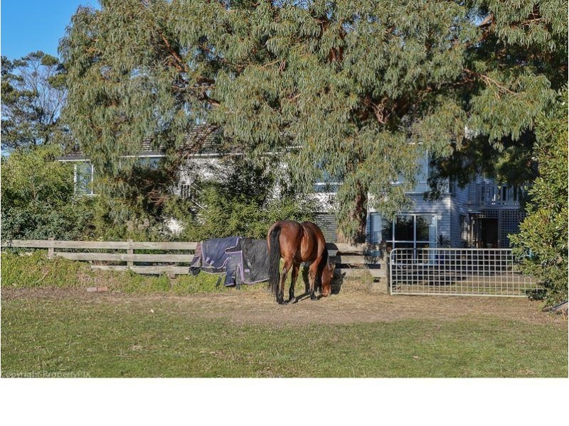 1 Bicheno Street, Clifton Beach TAS 7020
