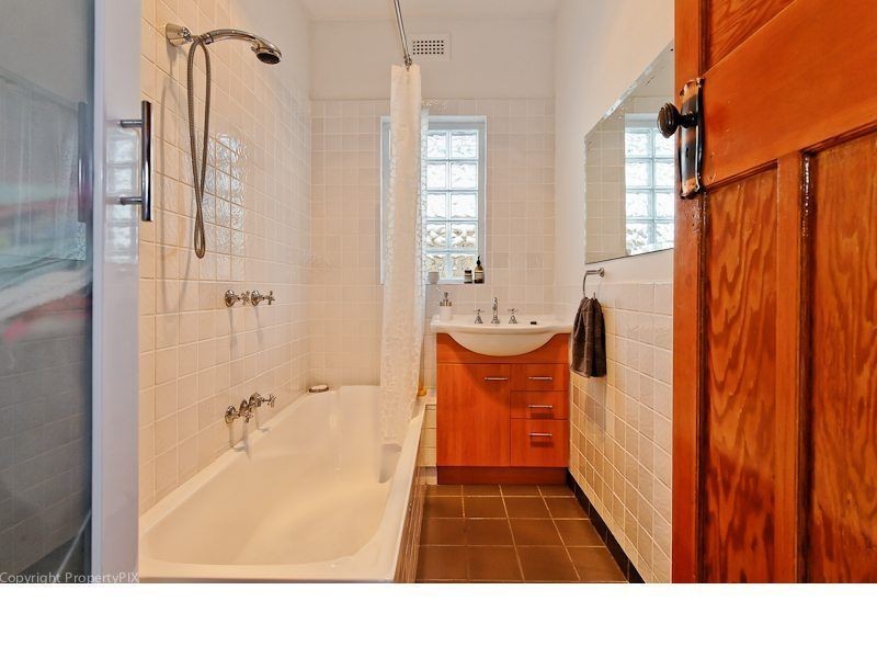 32 Jennings Street, New Town TAS 7008