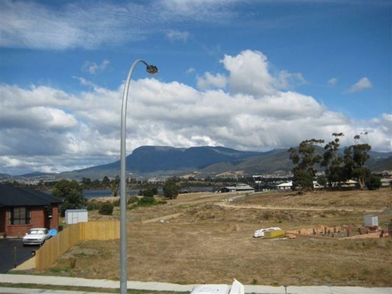 1/73 Churinga Waters Drive, Old Beach TAS 7017