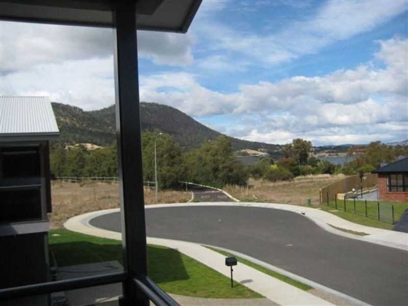 1/73 Churinga Waters Drive, Old Beach TAS 7017