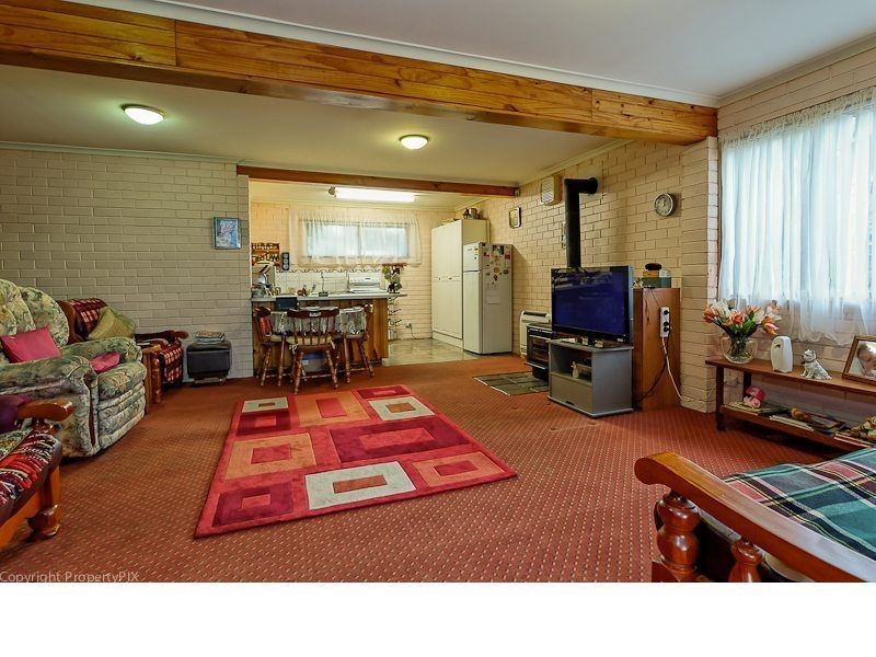 2 Hawthorn Drive, Kingston TAS 7050