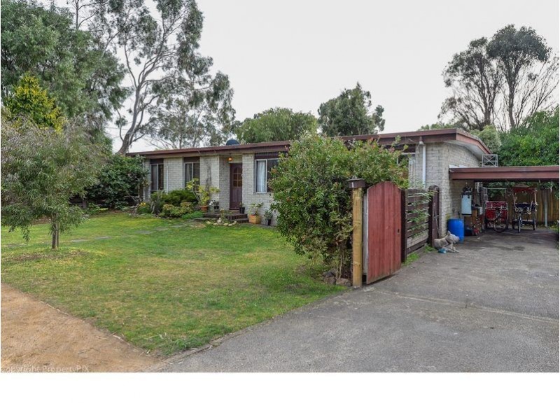 1 Kuru Road, Seven Mile Beach TAS 7170