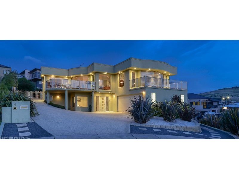 4 Parrott Place, Tranmere TAS 7018