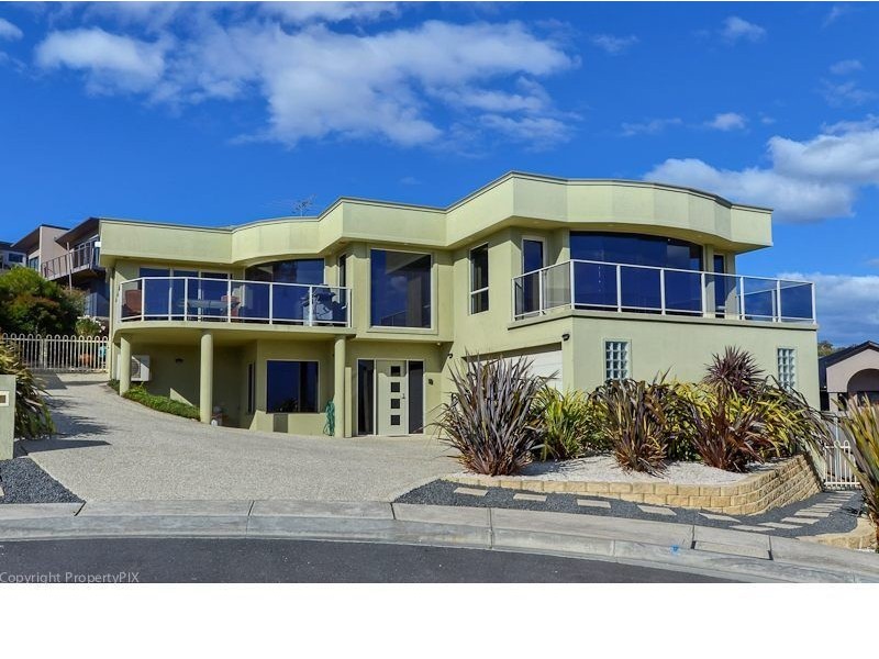 4 Parrott Place, Tranmere TAS 7018