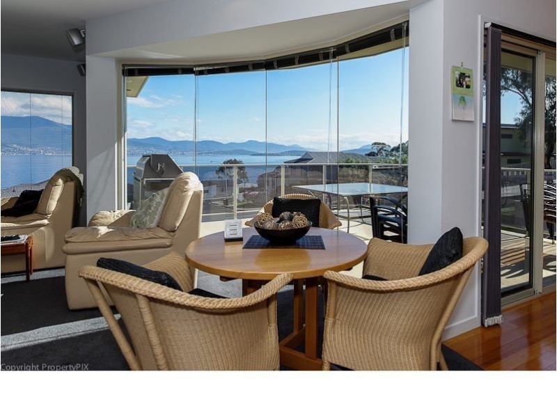 4 Parrott Place, Tranmere TAS 7018