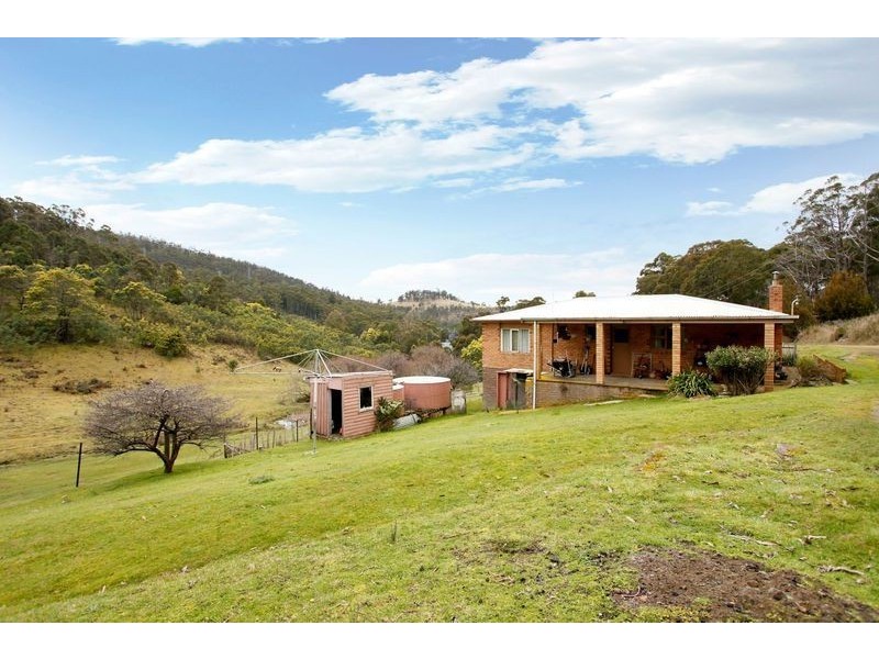 140 Millers Road, Lachlan TAS 7140