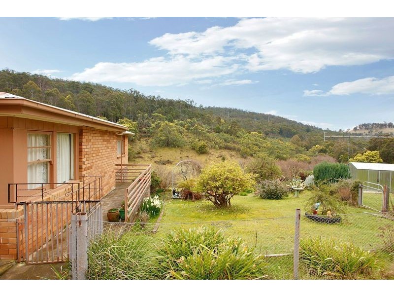140 Millers Road, Lachlan TAS 7140