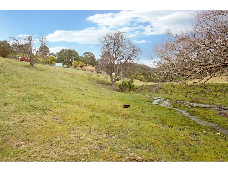 140 Millers Road, Lachlan TAS 7140