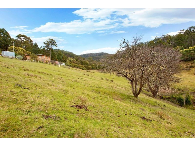 140 Millers Road, Lachlan TAS 7140