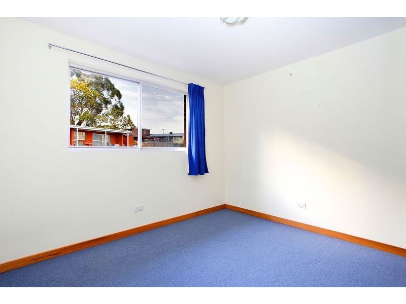 2/110 Abbotsfield Road, Claremont TAS 7011