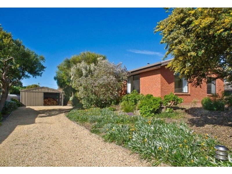 8 Dysart Street, Clifton Beach TAS 7020