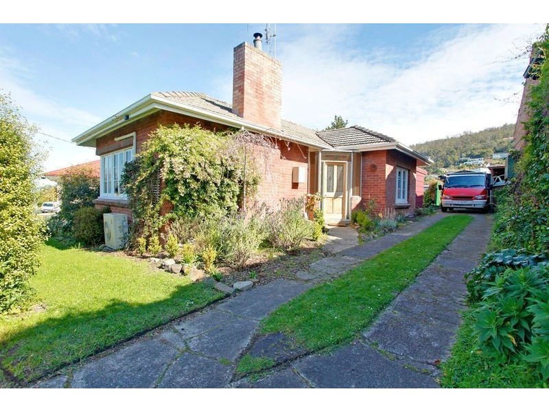 13 Taroona Crescent, Taroona TAS 7053