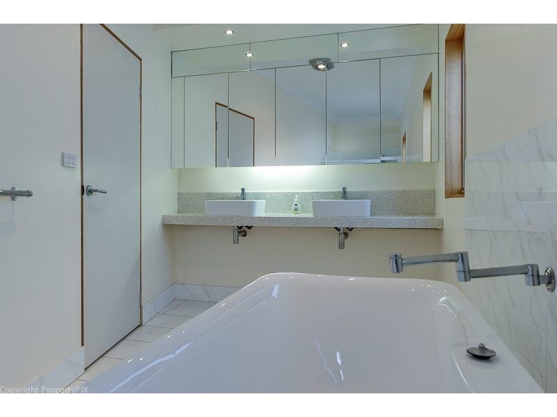 34 Glebe Hill Road, Howrah TAS 7018